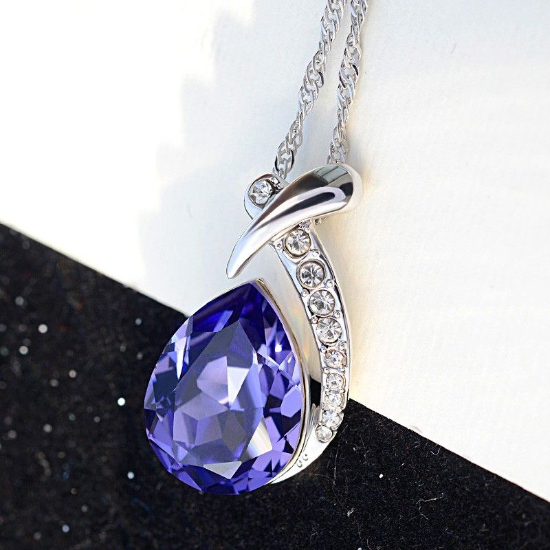 Pendentif En Cristal Bleu De Conception Originale