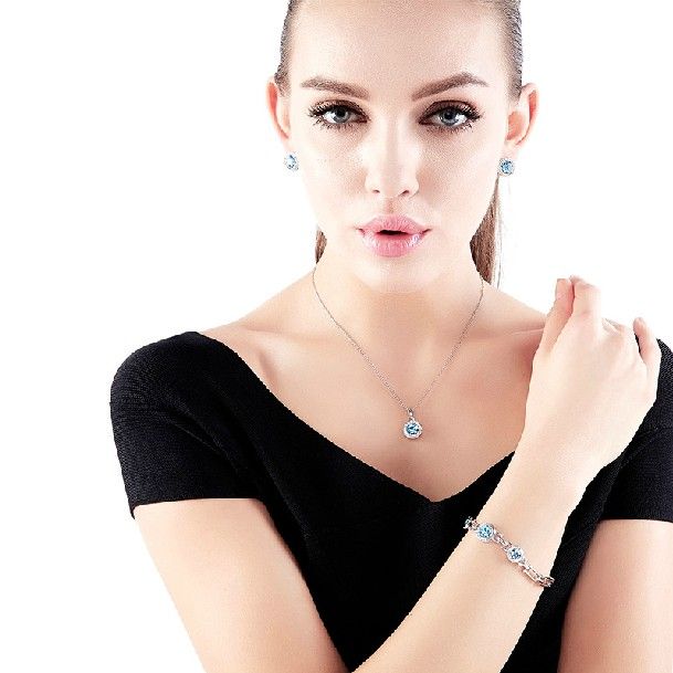 Superbe Collier En Cristal Bleu De Mer Pour Femme