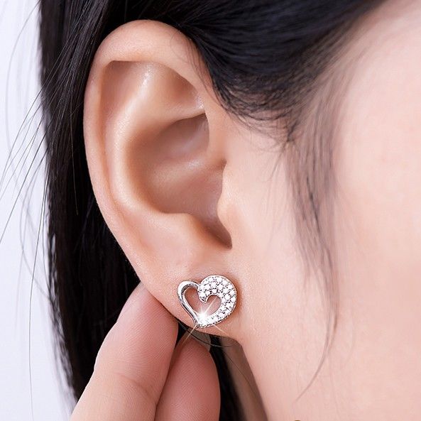 Boucles D'oreilles En Forme De Cœur Artisanales En Platine Plaqué Argent