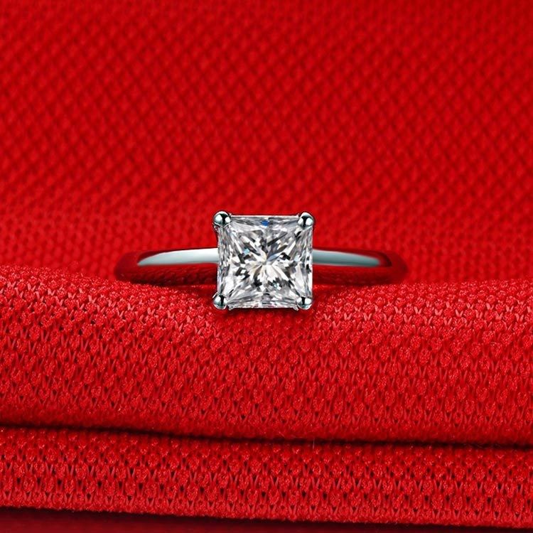 0.5 Ct 1.0 Ct 2.0 Ct 925 Argent Platine Plaqué Princesse Princesse Diamant Simulé Promesse / Mariage / Bague De Fiançailles Pour Femmes Fille Amis Cadeau De Saint Valentin