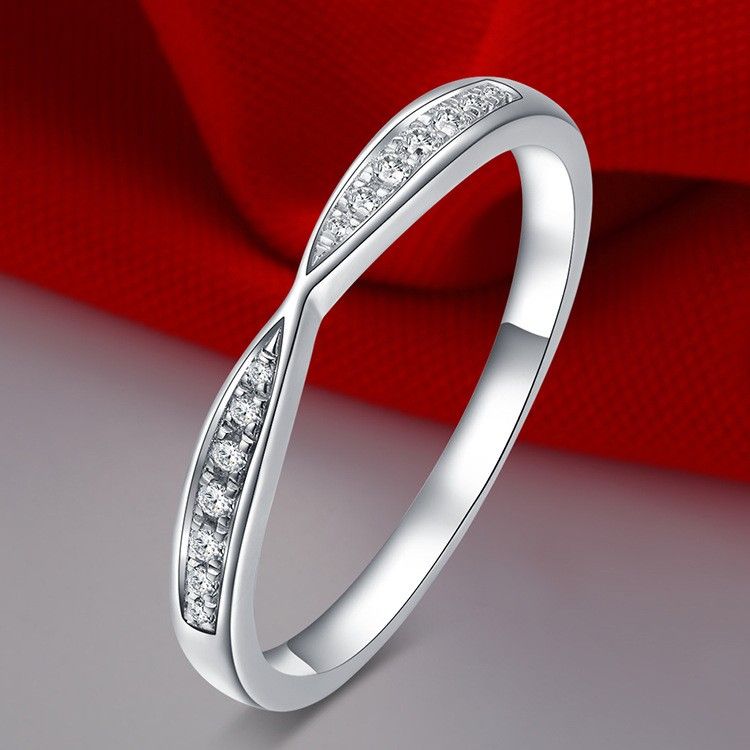 925 Argent Plaqué Platine Rond Simulé Promesse De Diamant / Mariage / Bague De Fiançailles Pour Les Femmes Fille Amis Cadeau De La Saint-valentin