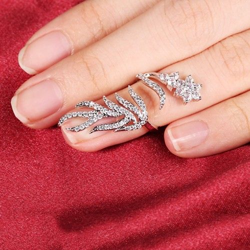 Anneau De Clou D'ouverture Incrusté De Zircon Cubique En Forme De Flamme Brillante Pour Femme