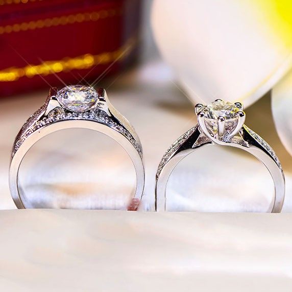 Anneaux De Couple En Diamant Simulé Brillant Luxueux Incrustés En Argent Sterling 925 Rentable 1ct