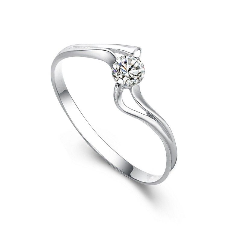 Bague De Fiançailles En Argent Sterling 925 Avec Zircon Cubique Incrusté De Conception Originale