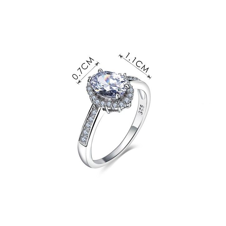 Bague De Fiançailles CZ Taille Ovale Incrustée En Argent 925 De Mode Classique