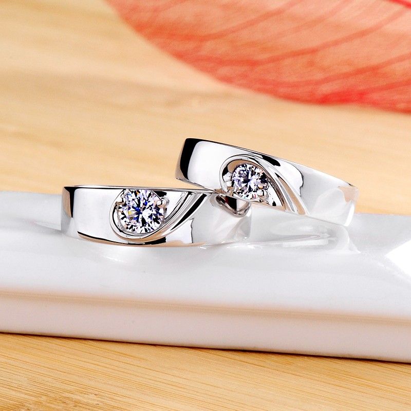 Matching Heart Moissanite 925 Sterling Silver Plated Platinum Promise / Wedding / Engagement Couple Ring
