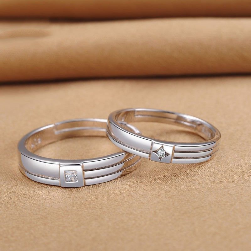 Superbe Exécution Et Lettrage Simple Anneaux De Couple En Argent Sterling 925