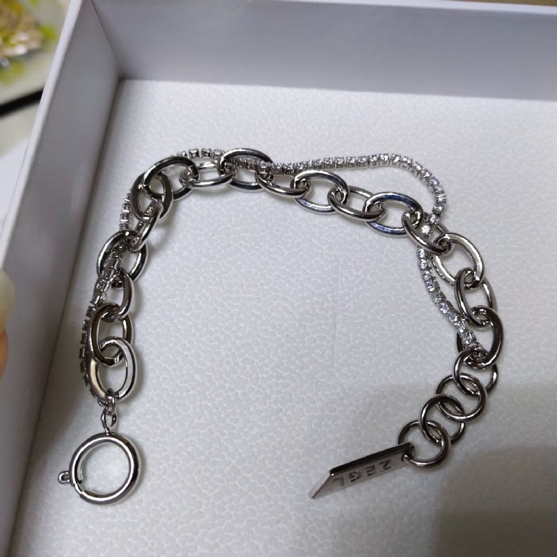 Bracelet Double Chaîne Argent Unique Pour Femme En Titane